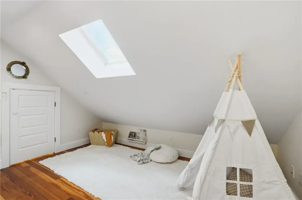 23 Richmond Avenue Barrington RI 02806