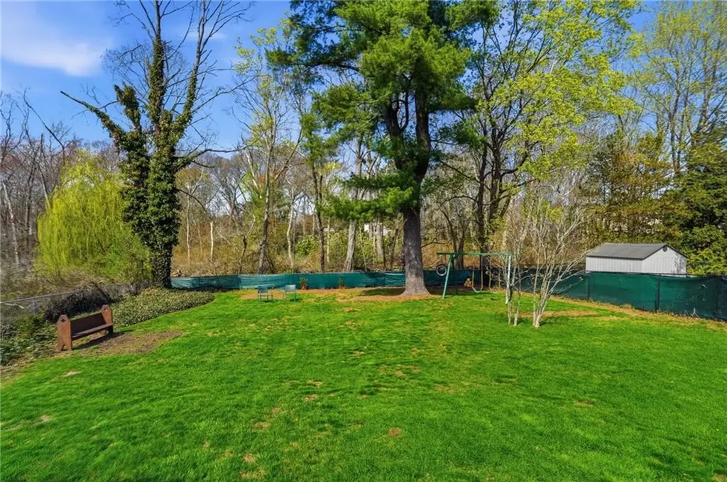 23 Richmond Avenue Barrington RI 02806