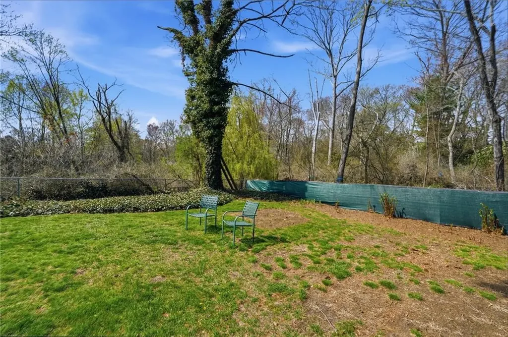 23 Richmond Avenue Barrington RI 02806