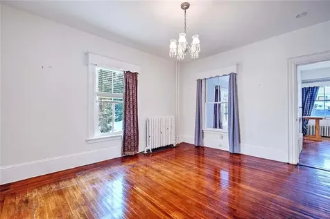 2952 East Main Road Portsmouth RI 02871