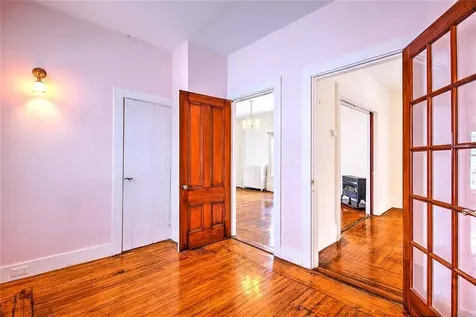 2952 East Main Road Portsmouth RI 02871