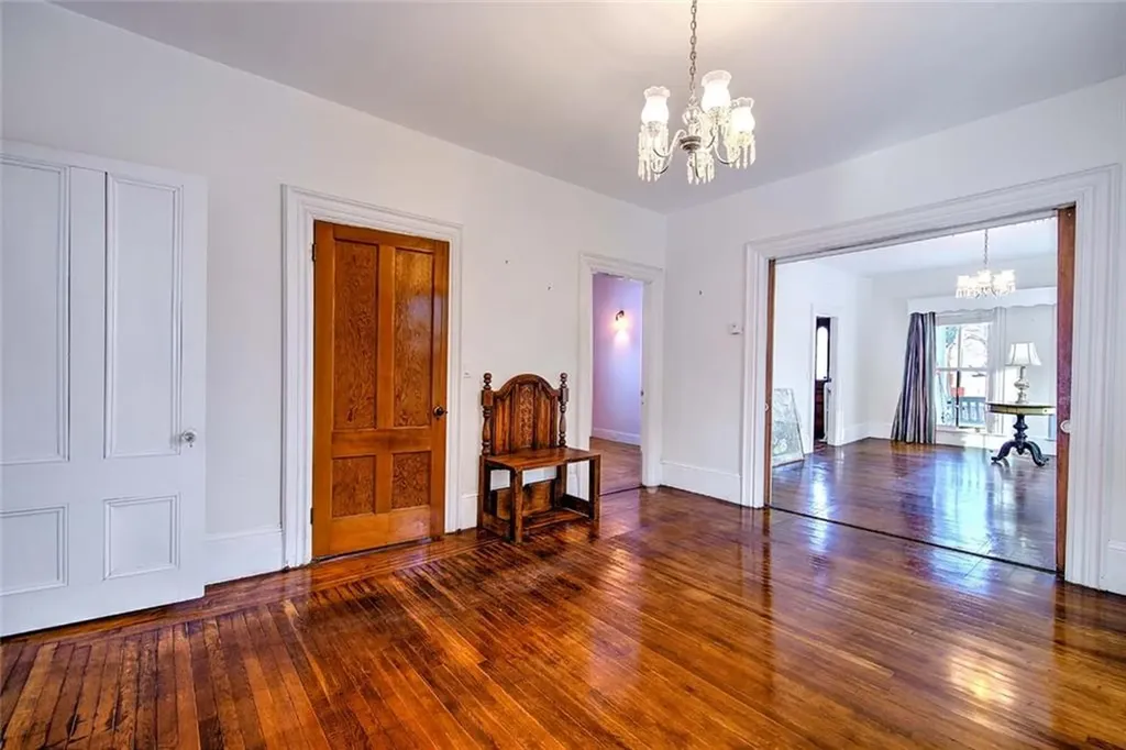 2952 East Main Road Portsmouth RI 02871