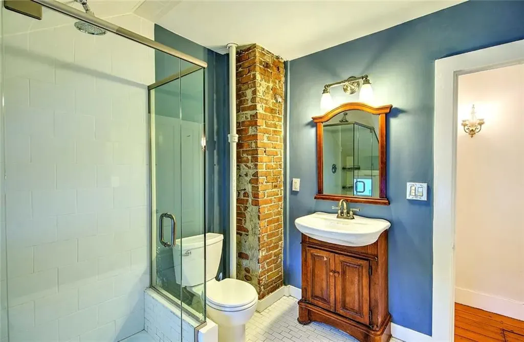 2952 East Main Road Portsmouth RI 02871