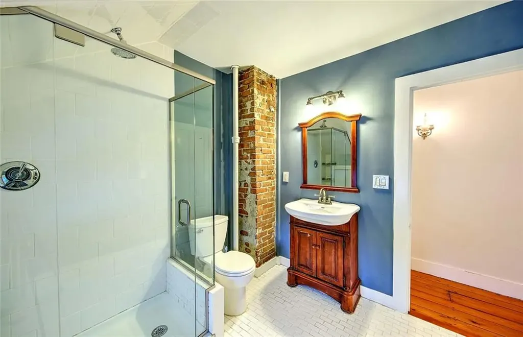 2952 East Main Road Portsmouth RI 02871