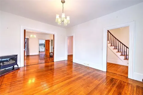 2952 East Main Road Portsmouth RI 02871