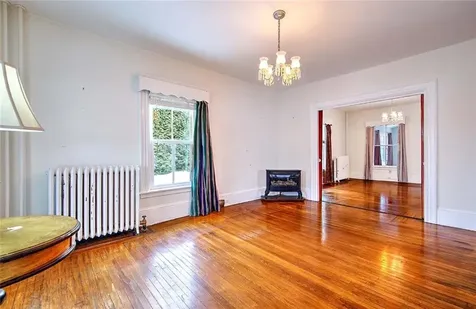 2952 East Main Road Portsmouth RI 02871