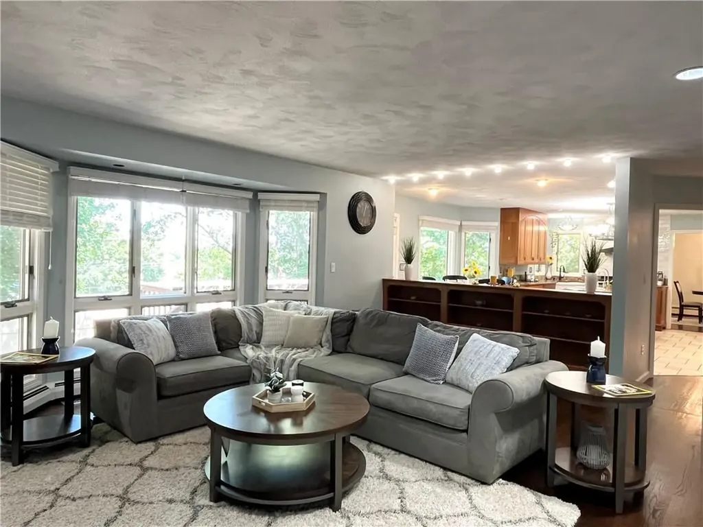 3 Sullivan Terrace Barrington RI 02806