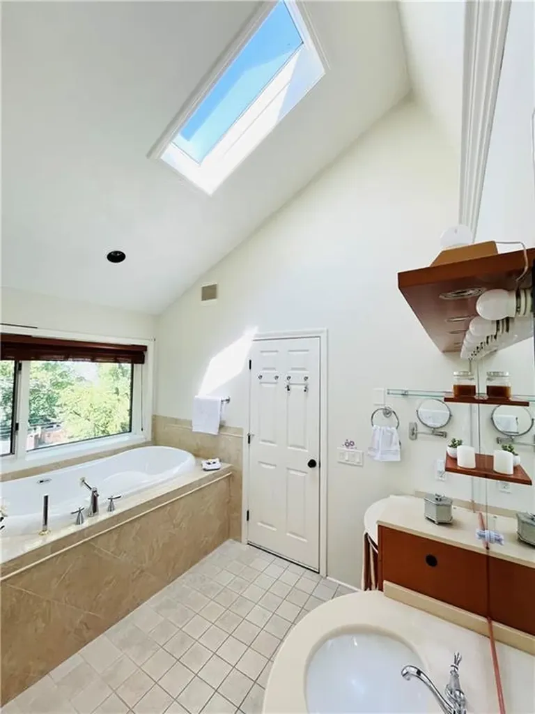 3 Sullivan Terrace Barrington RI 02806