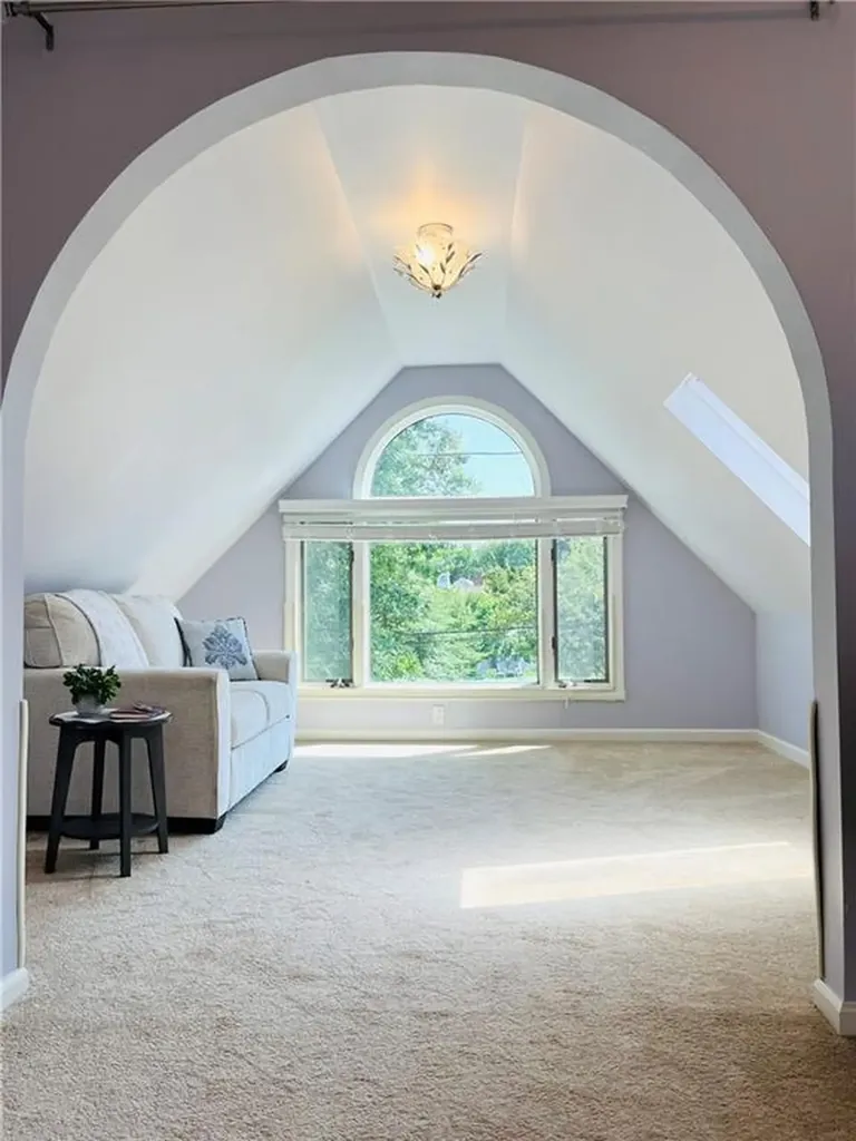 3 Sullivan Terrace Barrington RI 02806