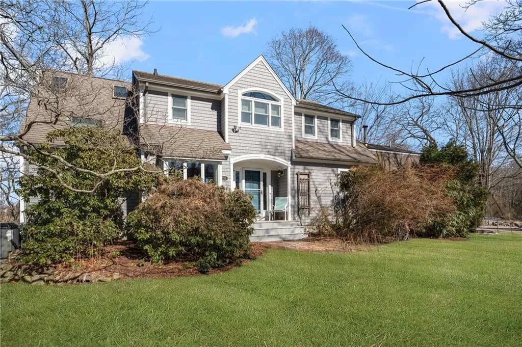 111 Beach Street North Kingstown RI 02852