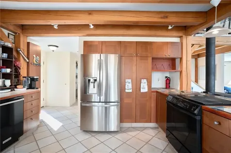 111 Beach Street North Kingstown RI 02852