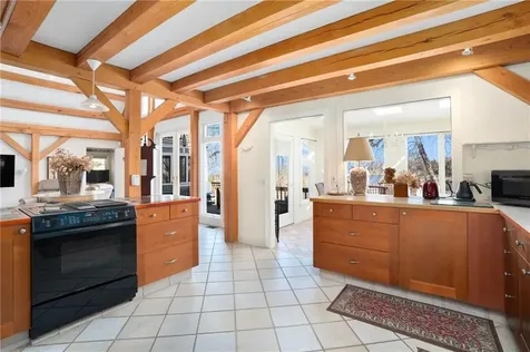 111 Beach Street North Kingstown RI 02852