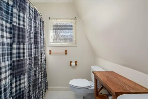 111 Beach Street North Kingstown RI 02852