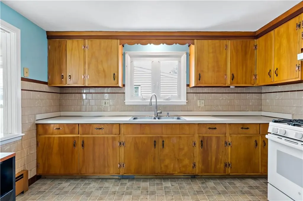 103 Harper Avenue Cranston RI 02910