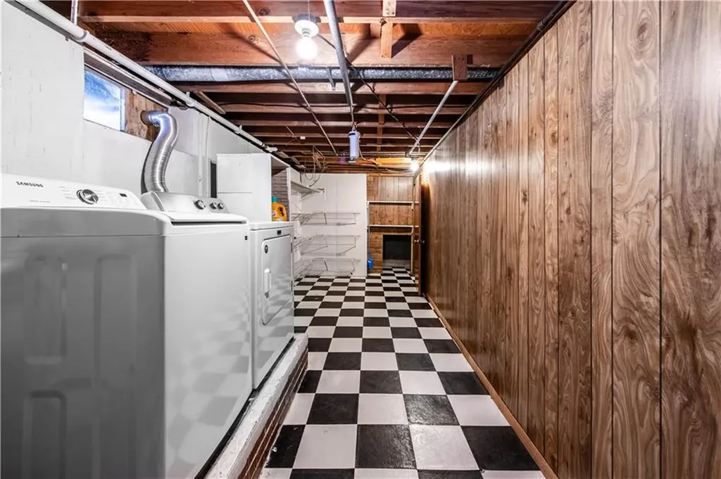 32 Lydia Road Coventry RI 02816