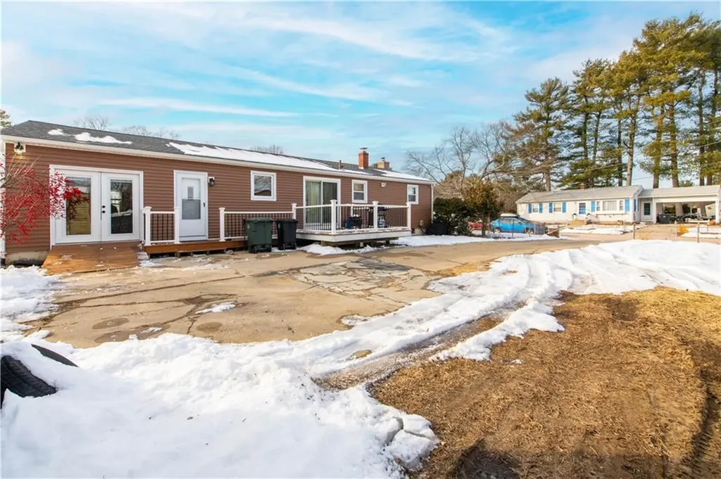 32 Lydia Road Coventry RI 02816