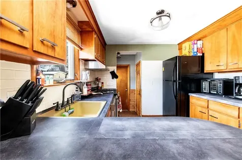 32 Lydia Road Coventry RI 02816