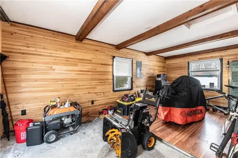 32 Lydia Road Coventry RI 02816