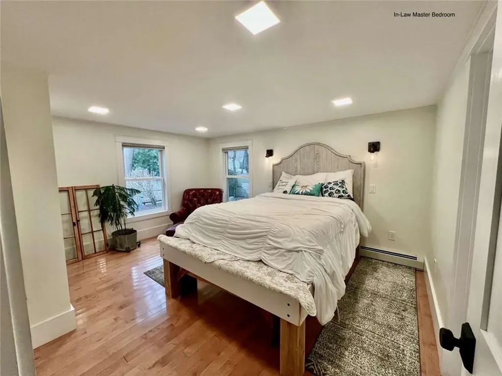 54 Isabelle Drive Narragansett RI 02882
