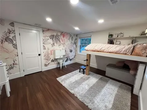 54 Isabelle Drive Narragansett RI 02882