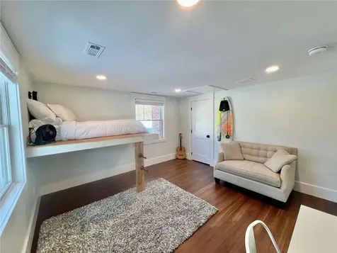 54 Isabelle Drive Narragansett RI 02882