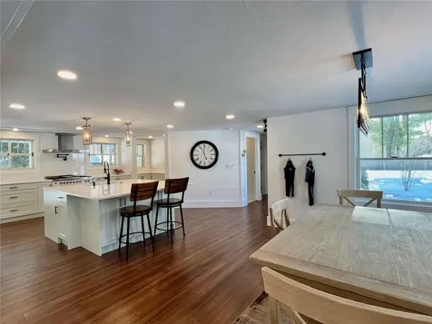 54 Isabelle Drive Narragansett RI 02882