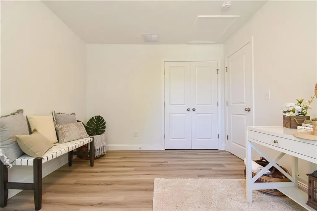 107 Coburn Street Warwick RI 02889