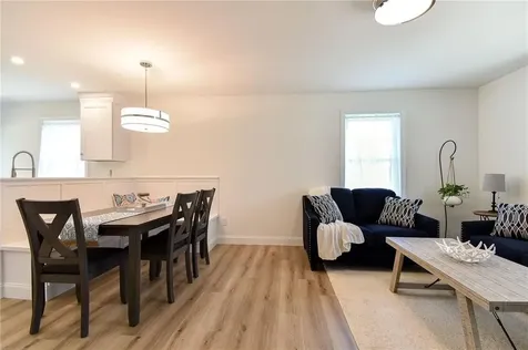 107 Coburn Street Warwick RI 02889