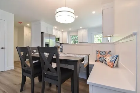 107 Coburn Street Warwick RI 02889