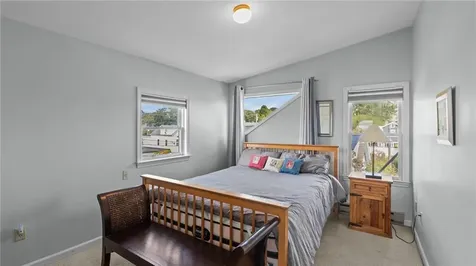 492 Thames Street Newport RI 02840