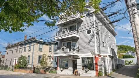 492 Thames Street Newport RI 02840