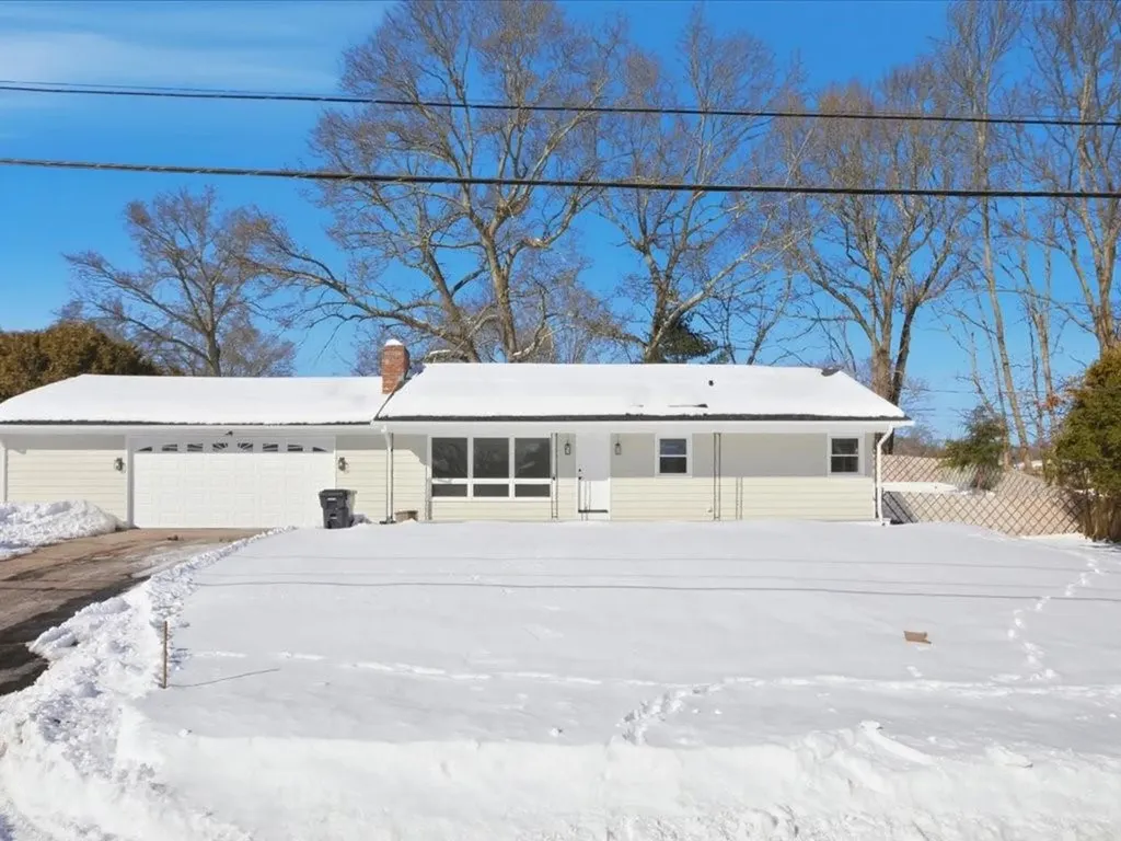 46 Circledale Drive Cumberland RI 02864