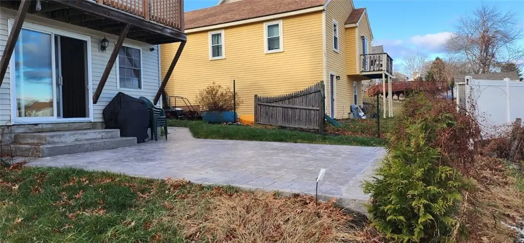 414 Rhode Island Avenue Woonsocket RI 02895