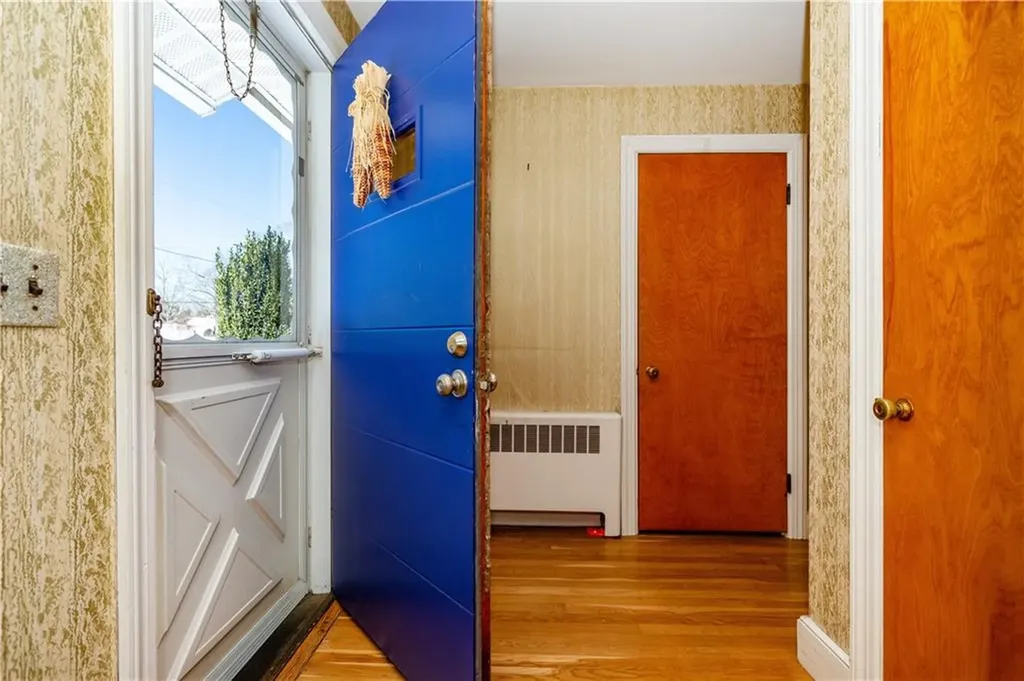 10 Hall Street West Warwick RI 02893