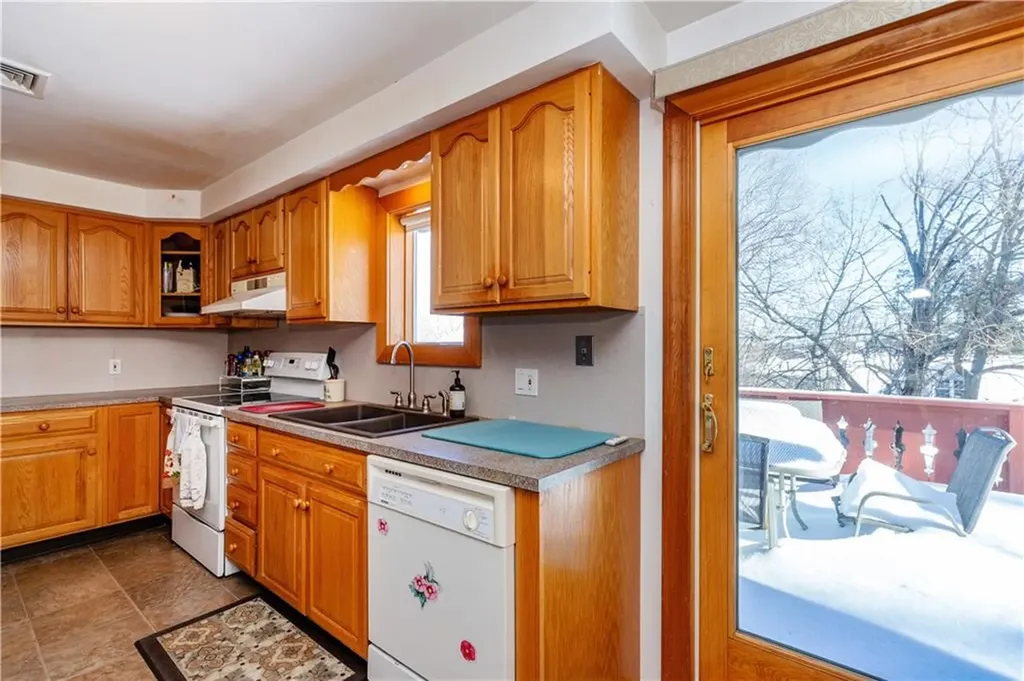 10 Hall Street West Warwick RI 02893