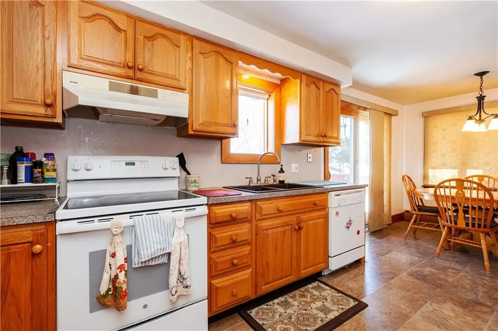 10 Hall Street West Warwick RI 02893