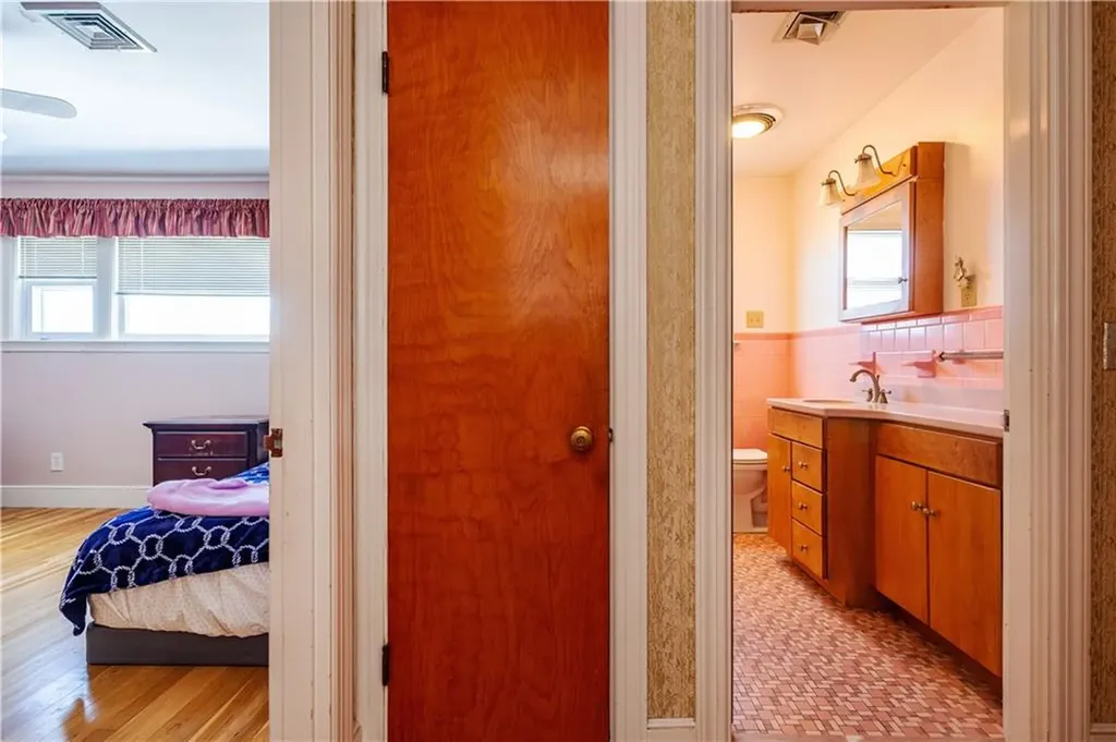 10 Hall Street West Warwick RI 02893