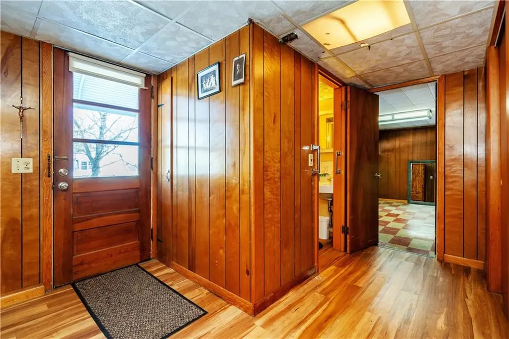 10 Hall Street West Warwick RI 02893