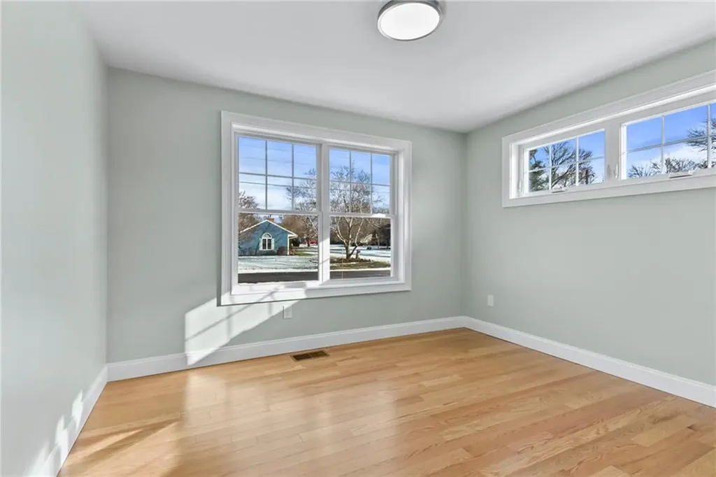 95 Honeysuckle Road Warwick RI 02888