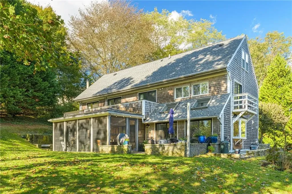 140 Connection Street Newport RI 02840