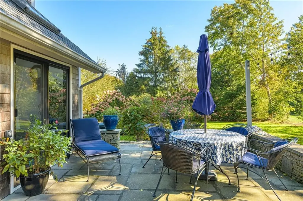 140 Connection Street Newport RI 02840