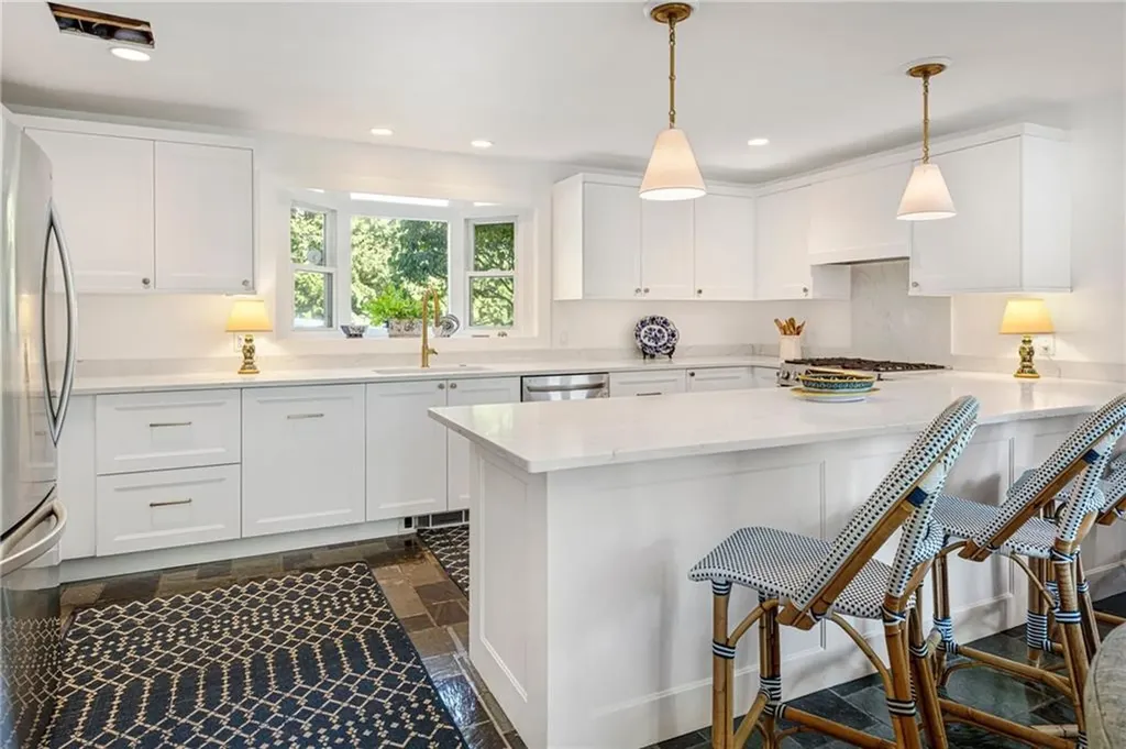 140 Connection Street Newport RI 02840