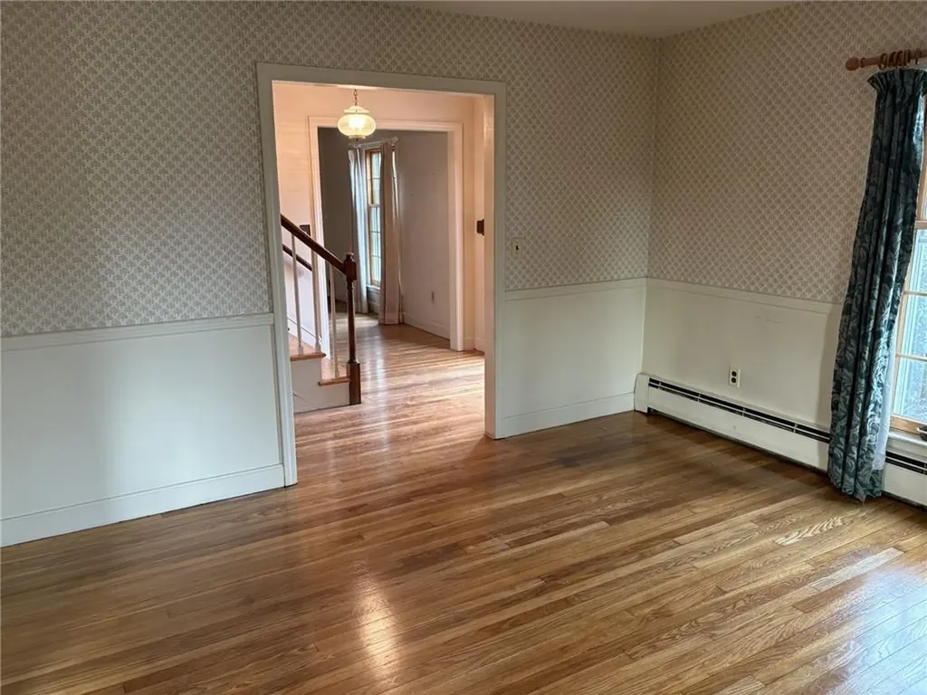 10 Jesse Davis Lane Barrington RI 02806