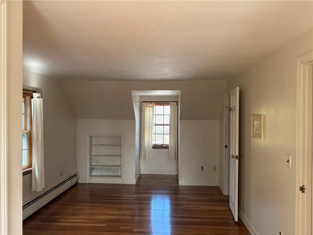 10 Jesse Davis Lane Barrington RI 02806