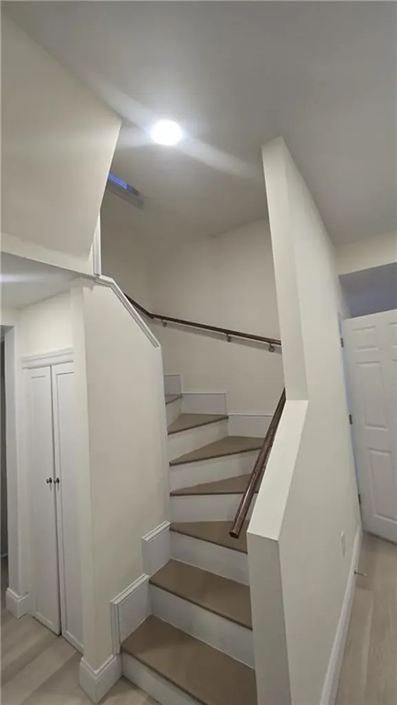 41 Campbell Terrace Pawtucket RI 02860