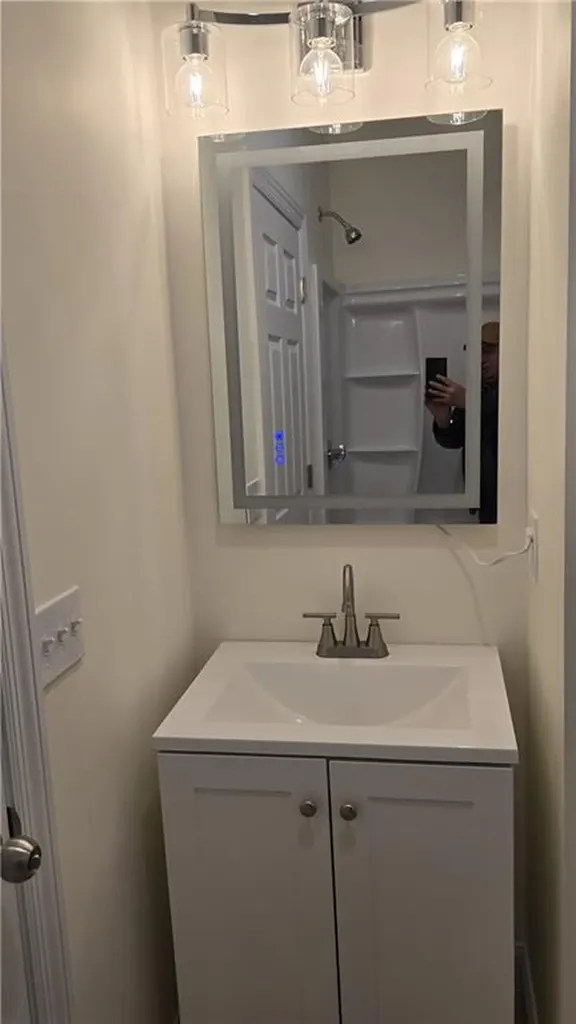 41 Campbell Terrace Pawtucket RI 02860