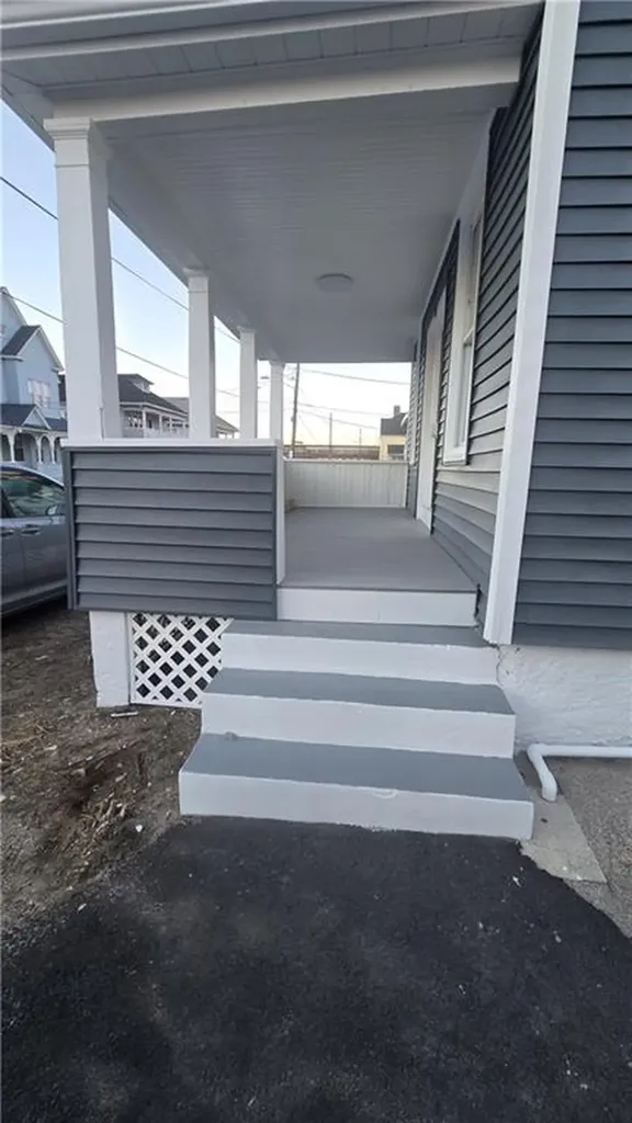 41 Campbell Terrace Pawtucket RI 02860