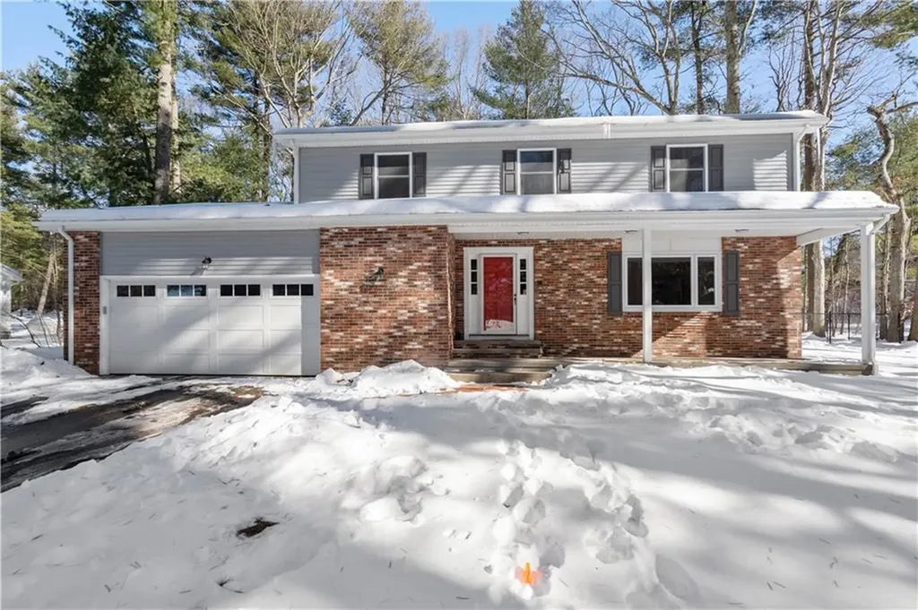 111 Wood Cove Drive Coventry RI 02816