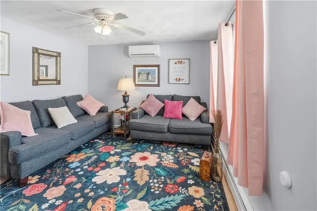 18 Aroostook Trail Narragansett RI 02882