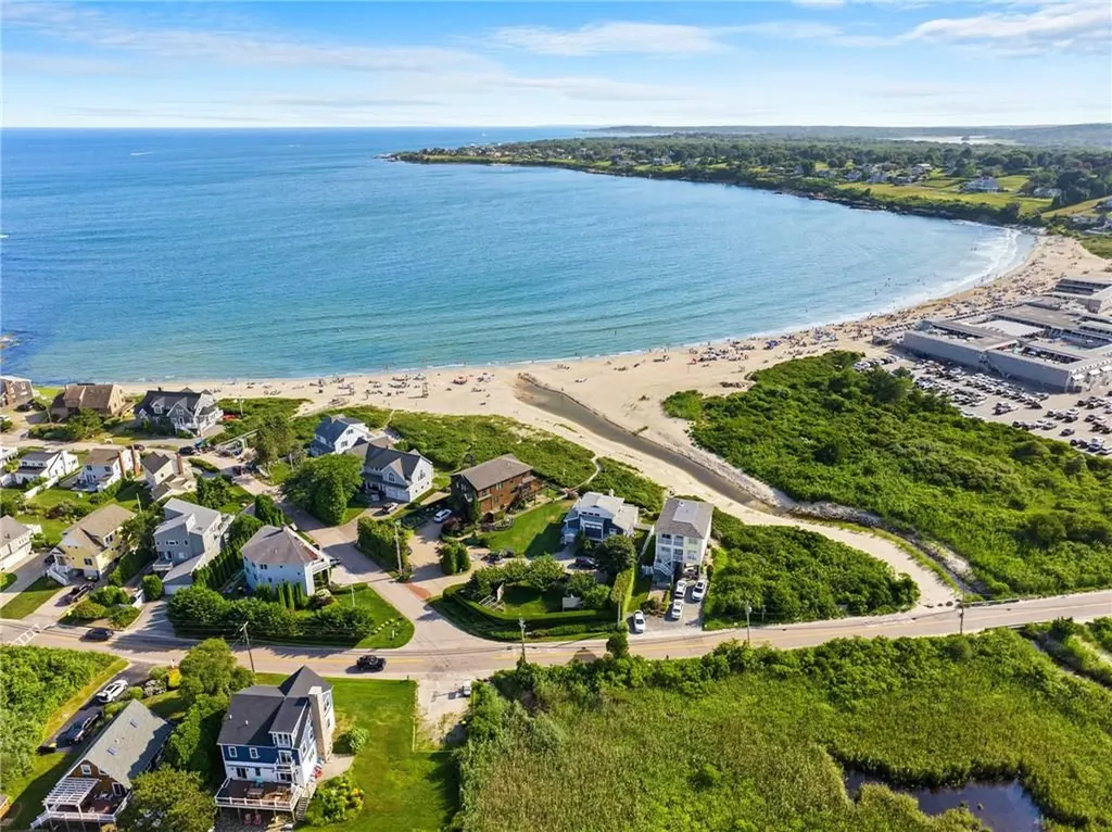 18 Aroostook Trail Narragansett RI 02882